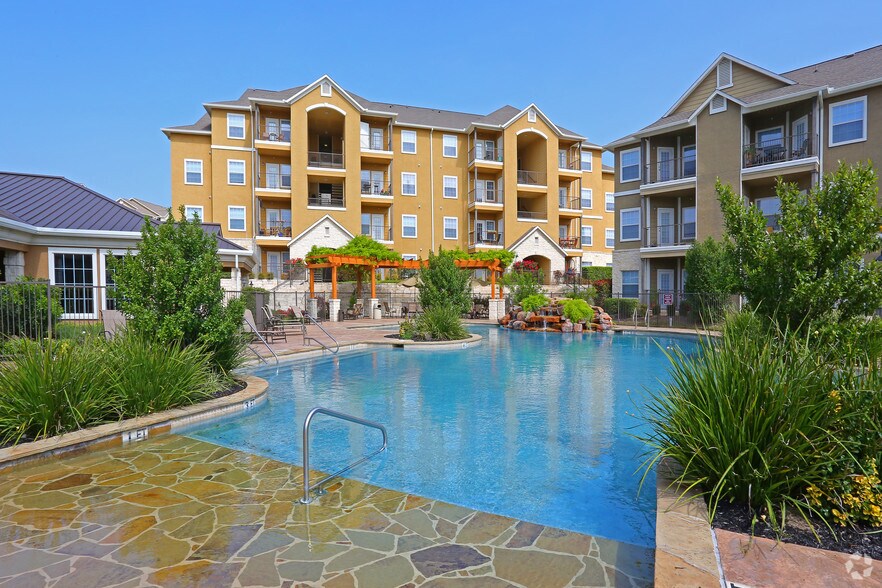 The Falls at Westover Hills Rentals San Antonio, TX