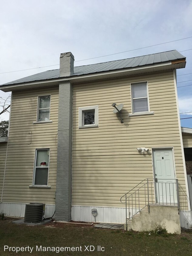 Primary Photo - 119 7th St SW
