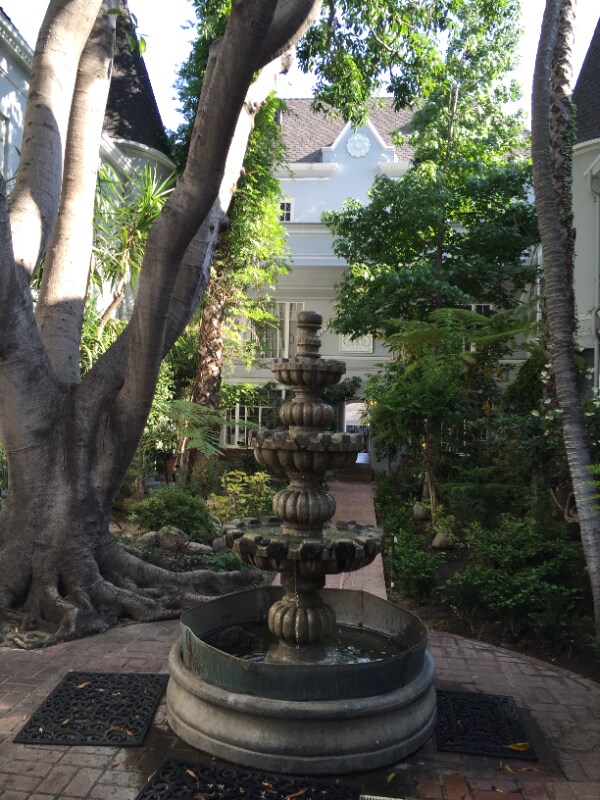 Foto del edificio - 6002-6010 Franklin Ave