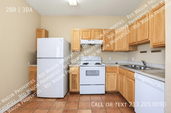 Building Photo - 6342 Queens Castle Dr