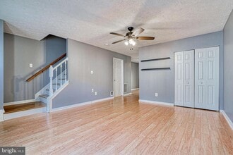 Building Photo - 507 Park Manor Cir