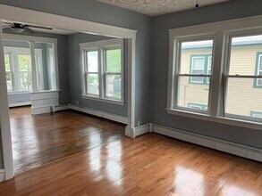 Building Photo - 70 Price Pl