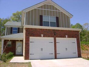 Building Photo - 125 Emporia Loop