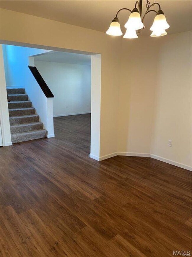 Foto del edificio - This home combines space, comfort, and convenience in one exceptional package.