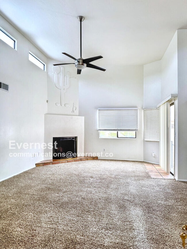 Building Photo - 7370 W Beryllium Ln
