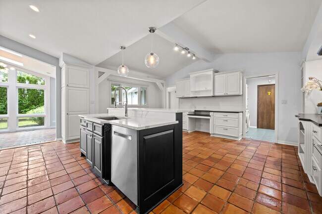 Foto del edificio - 1161 Winwood Dr