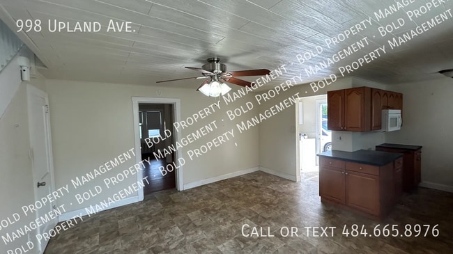 Foto del edificio - 998 Upland Ave