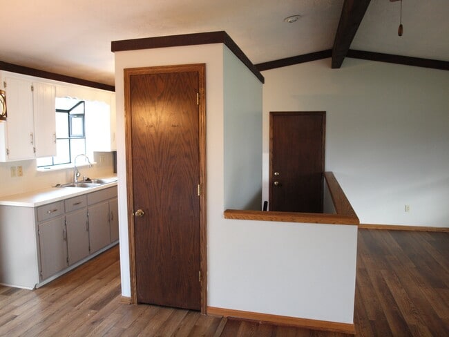 Foto del edificio - 607 Cheyenne Cir