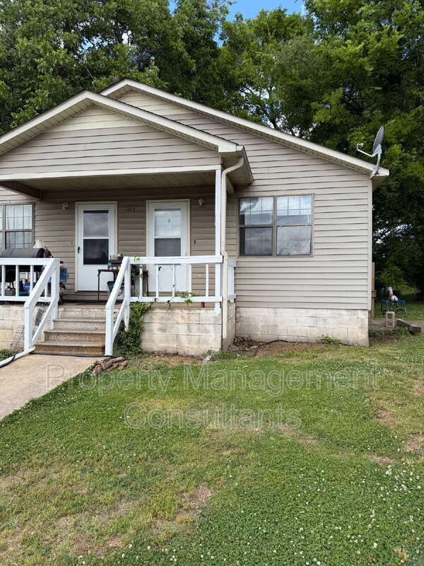 Building Photo - 403 Austin Ave