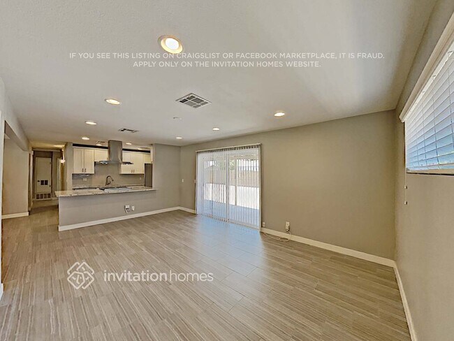 Foto del edificio - 7349 E Pierce St