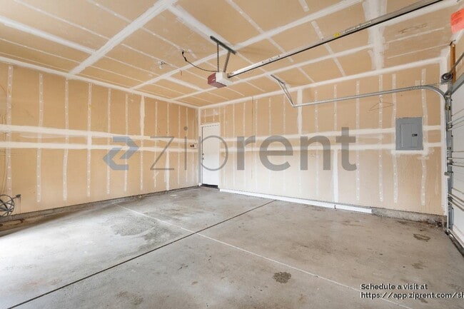 Foto del edificio - 27 Silver Poplar Ct