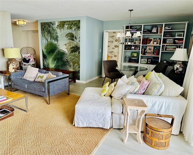 Building Photo - 881 Ocean Dr