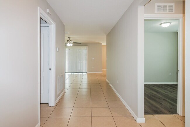 Building Photo - 12902 Keefer Ct