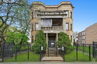 Building Photo - 1519 E Marquette Rd