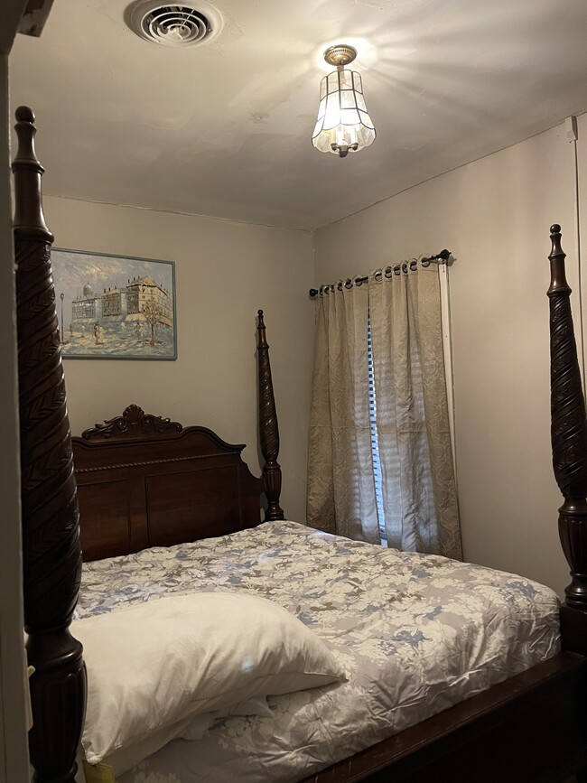 Foto del edificio - 403 N Whitewoman St