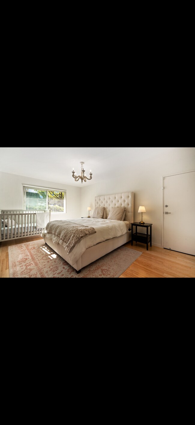 Foto del edificio - 1128 Westmoreland Cir