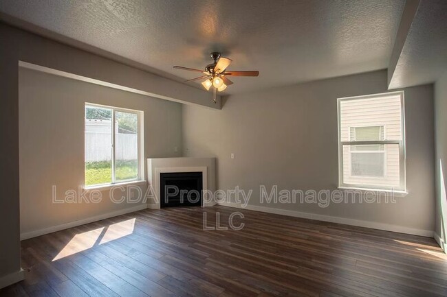 Building Photo - 3470 W Vela Pl