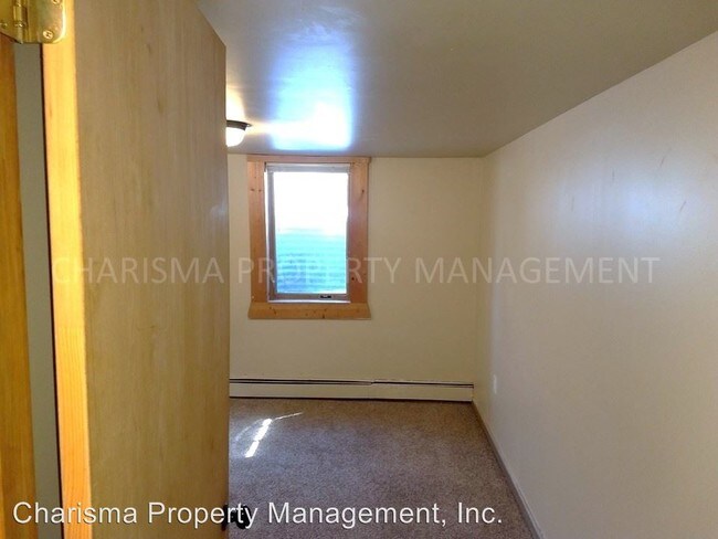 Foto del edificio - 819 W 15th St