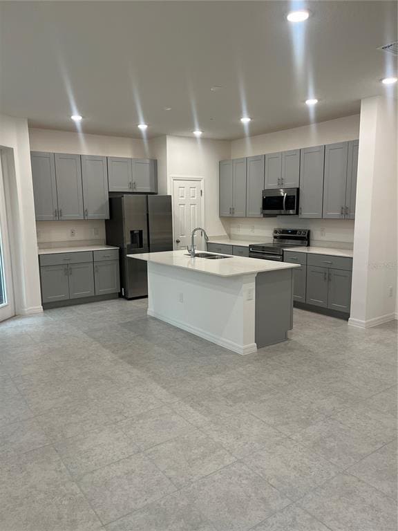 Building Photo - 1500 Silver Lining Wy