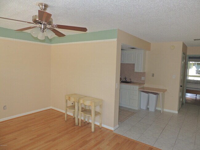Foto del edificio - 291 Cape Shores Cir