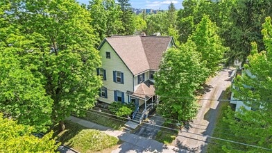 Building Photo - 409 S Aurora St