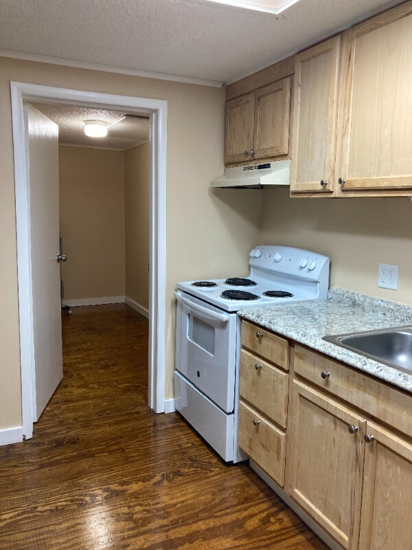Foto del edificio - 105 Springbrook Dr
