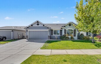 Building Photo - 1273 E Timber Trail Dr