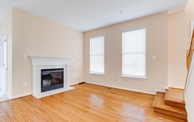 Foto del edificio - Charming Abingdon Townhome with Modern Upg...