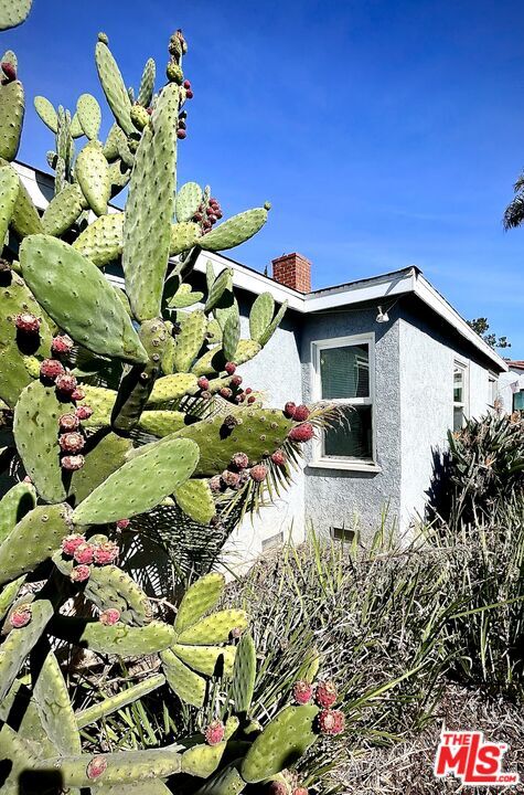Foto del edificio - 3017 Urban Ave