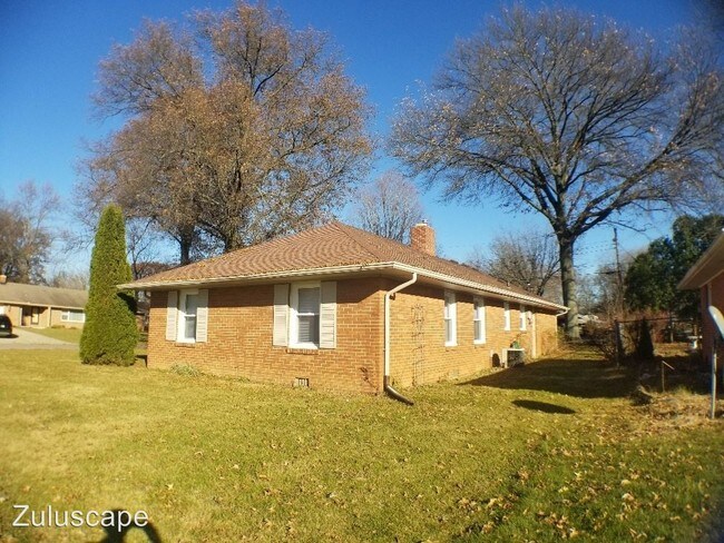 Building Photo - 3 br, 1 bath House - 2567 Thayer Court