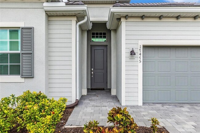 Foto del edificio - 17475 Jadestone Ct