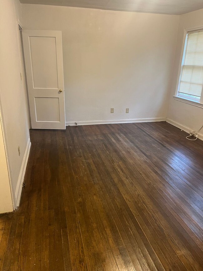 Building Photo - 20 Muscogee Dr