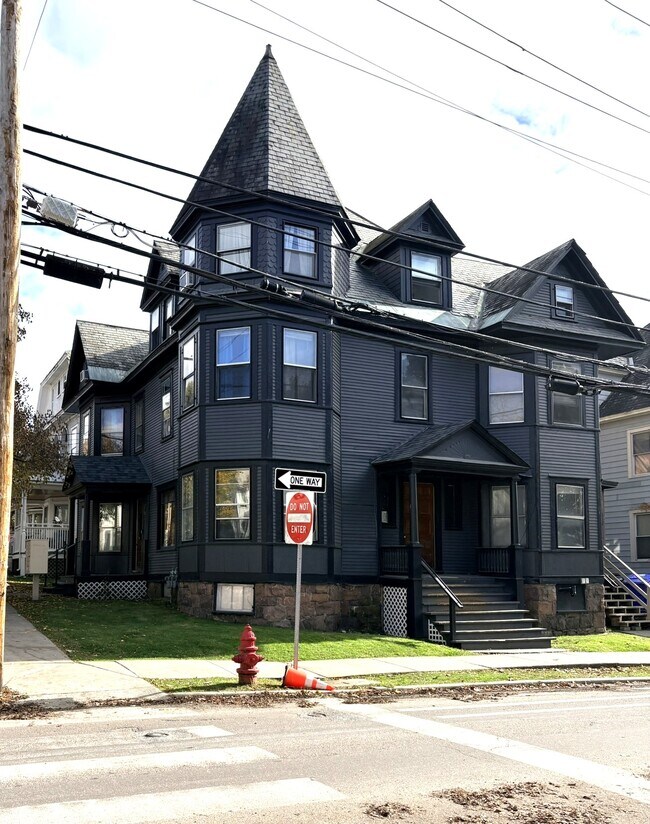 Foto del edificio - 55 Buell St