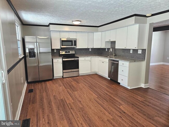 Foto del edificio - 10717 Glen Hannah Dr