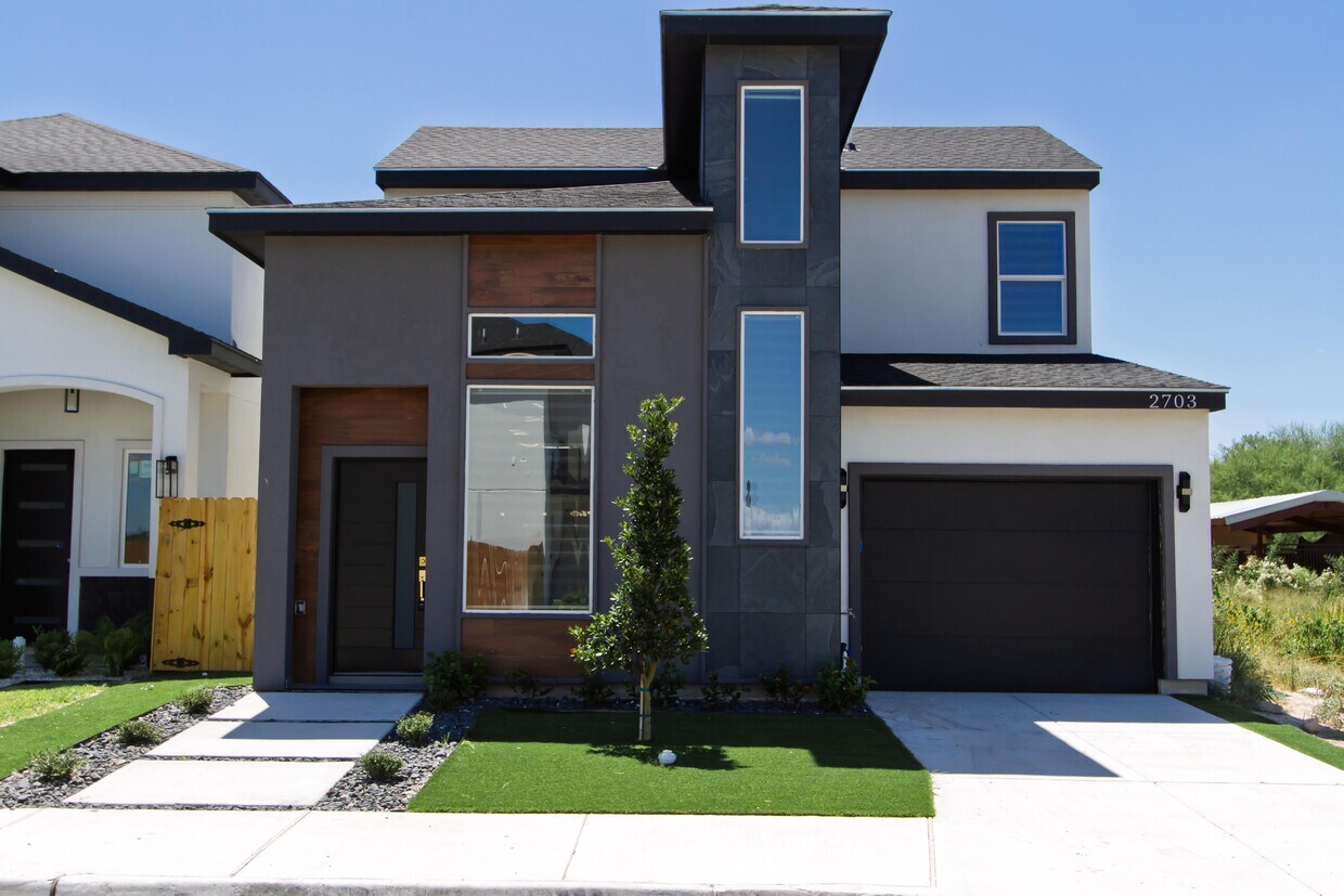 Foto principal - 2703 Harmony St