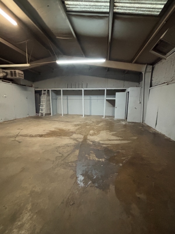 Building Photo - 3304 Shelby Dr