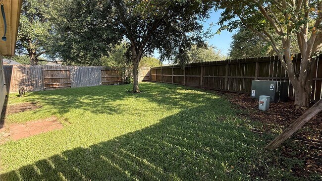 Foto del edificio - 25923 Hopson Meadows Dr