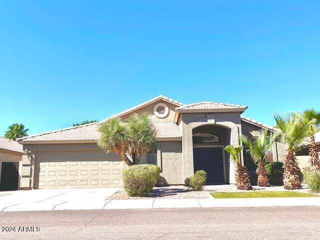 Foto principal - 3950 E Agave Rd