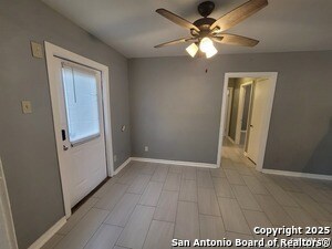 Building Photo - 327 Bexar Dr