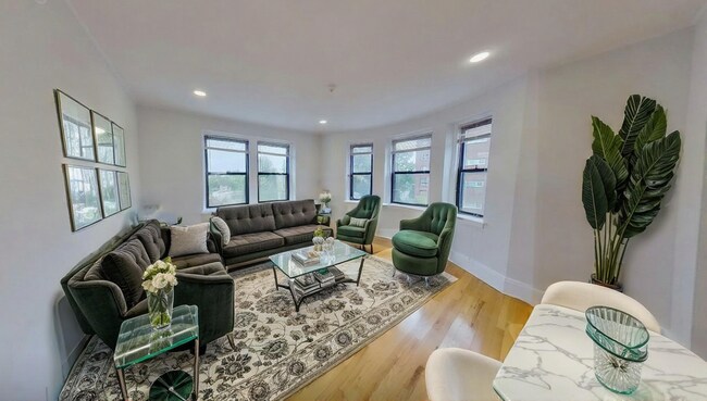 Building Photo - 134 Highland Ave