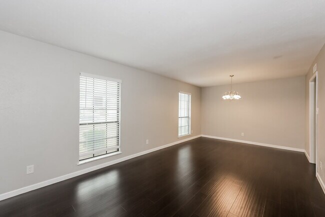 Foto del edificio - 7709 Landmark Ridge St