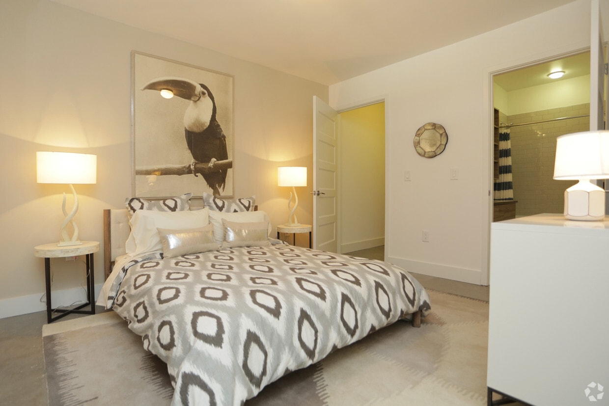 FLATS at Ponce City Market - 675 Ponce De Leon Ave NE Atlanta, GA 30308 |  Apartments.com, image size:1240x827