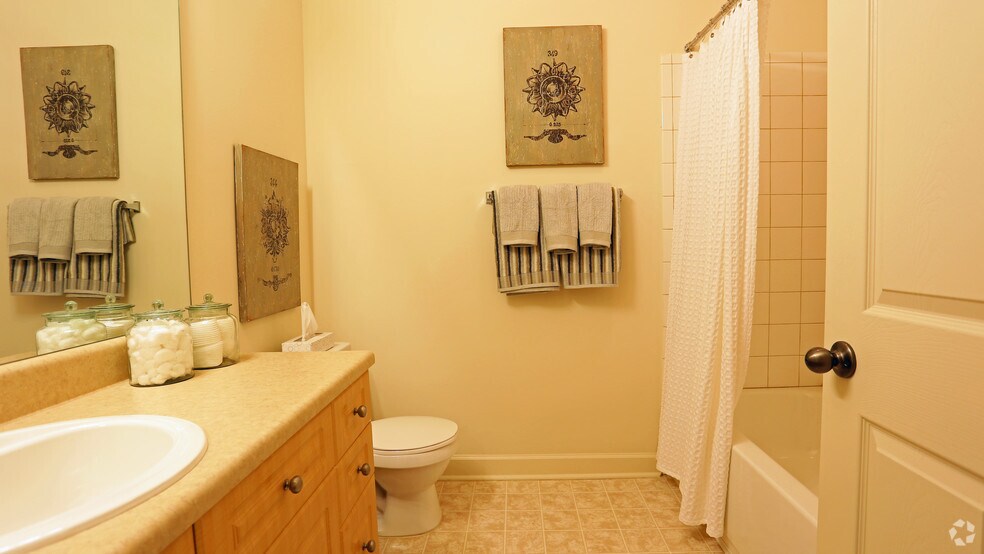 Bathroom Fixtures Birmingham Al lakeshore ridge apartments i & ii rentals - birmingham, al Bathroom Fixtures Birmingham Al lakeshore ridge apartments i & ii rentals - birmingham, al