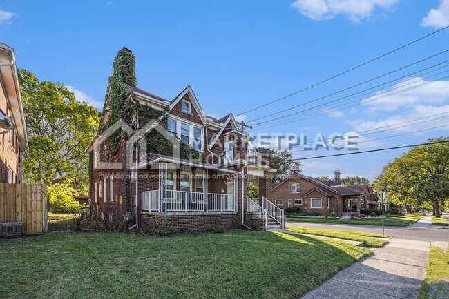 Building Photo - 14104 Mettetal St