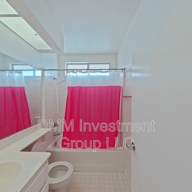 Foto del edificio - 14570 Stonecreek Trail