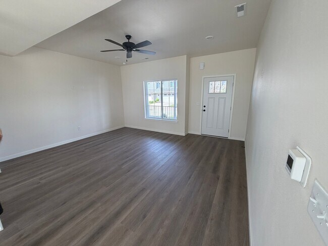 Foto del edificio - 1648 Aspen Ct
