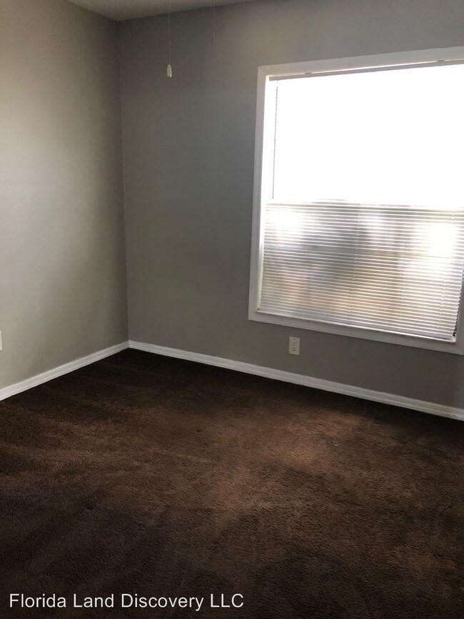 Building Photo - 3217 Oak Lawn Pl
