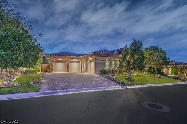 Building Photo - 72 Tapadero Ln