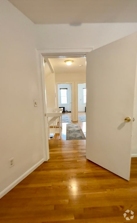 Building Photo - 12 Follen St