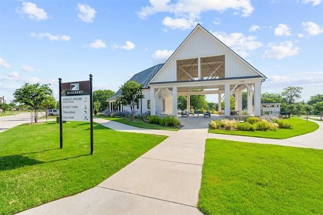 Foto del edificio - 2626 Bechtol St